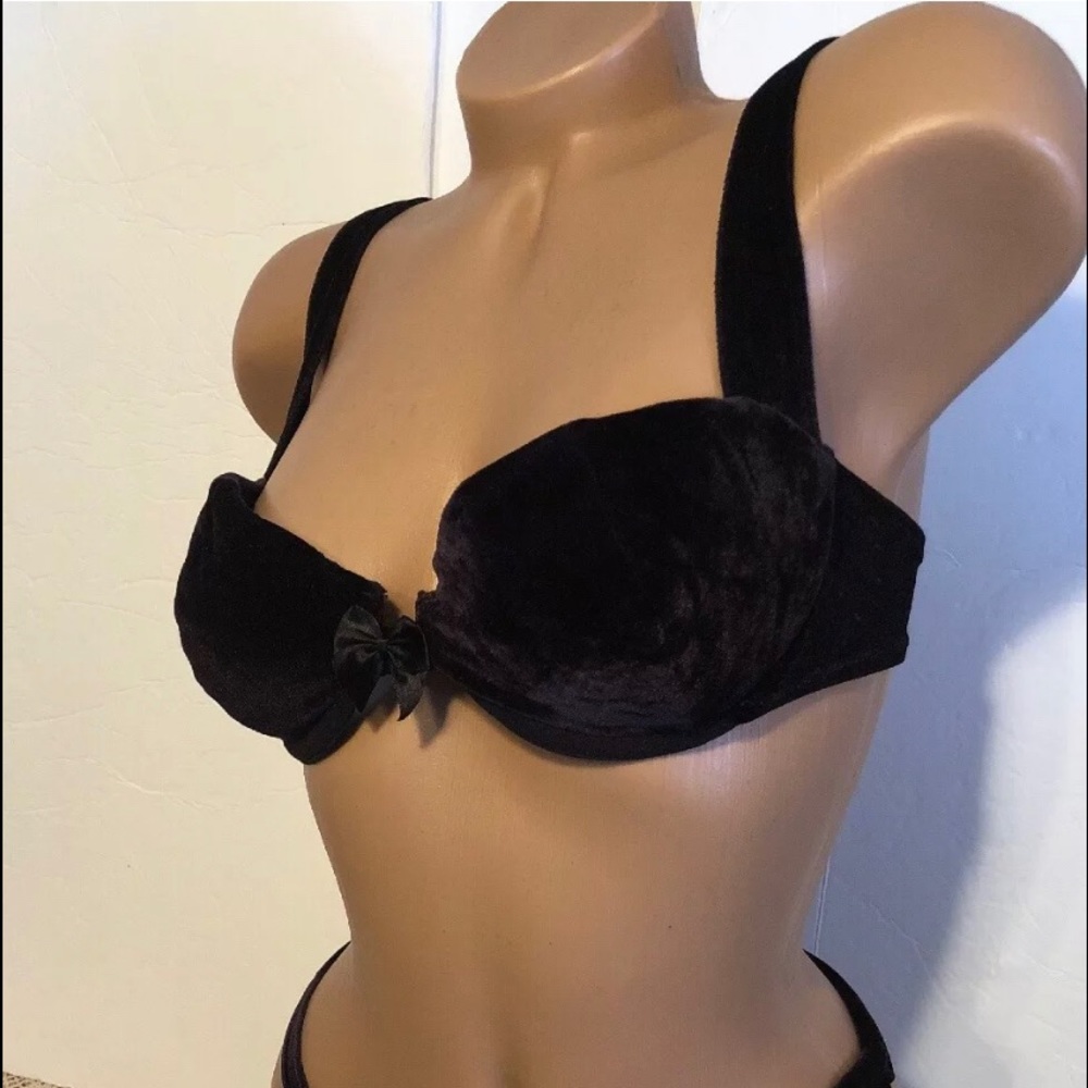 Vintage Victoria’s Secret bra & panty black velour - Picture 12 of 16